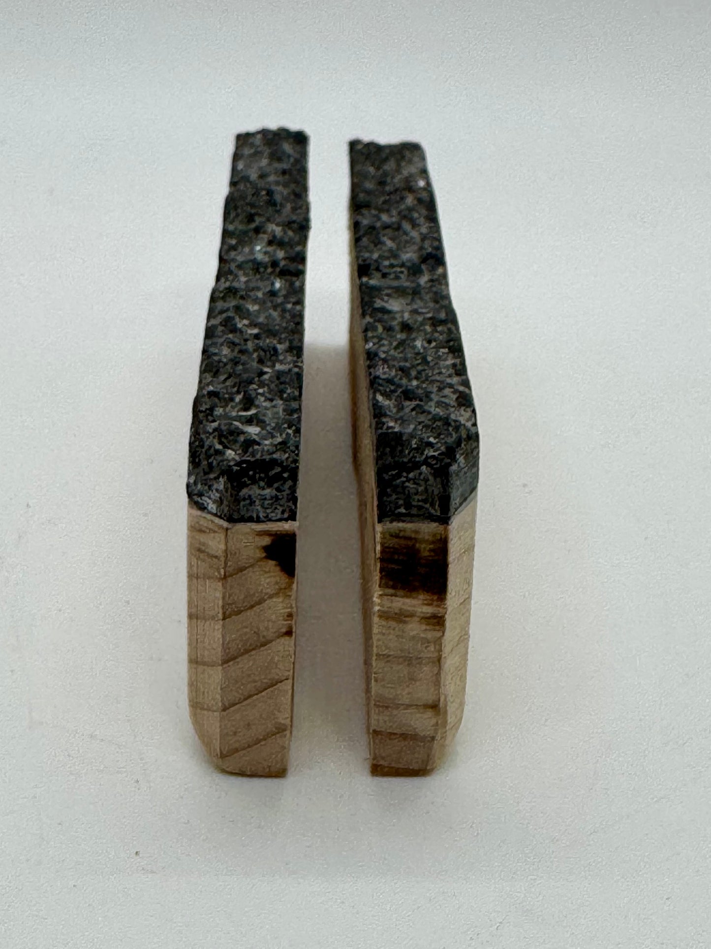 Granite Real Rock Woody Edges 10, 15 or 20mm