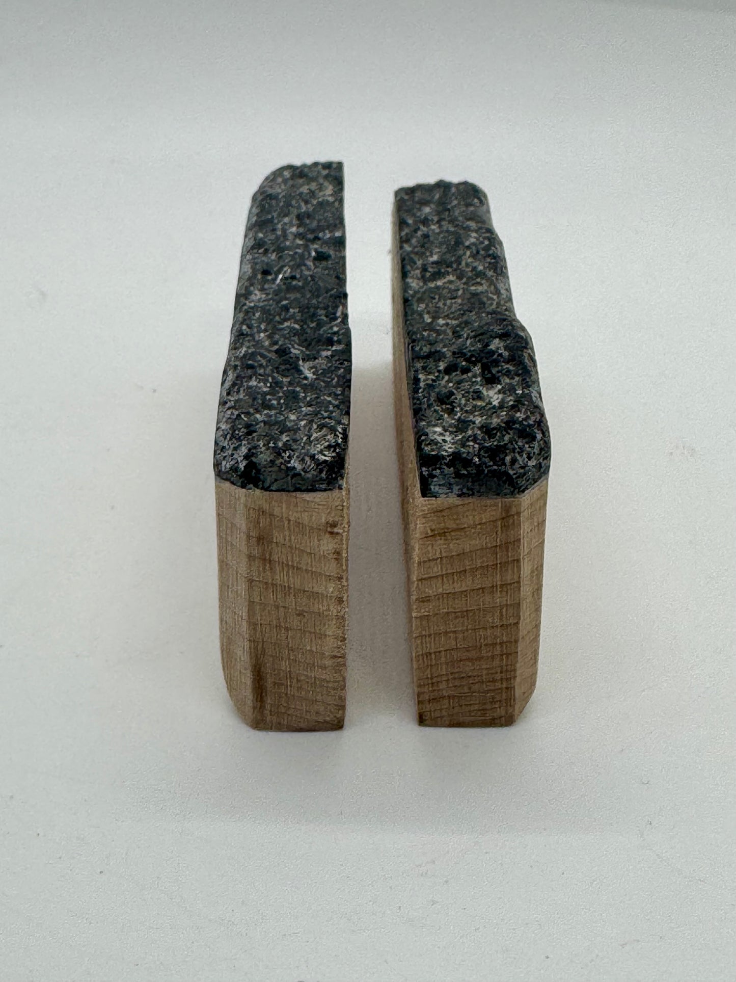 Granite Real Rock Woody Edges 10, 15 or 20mm