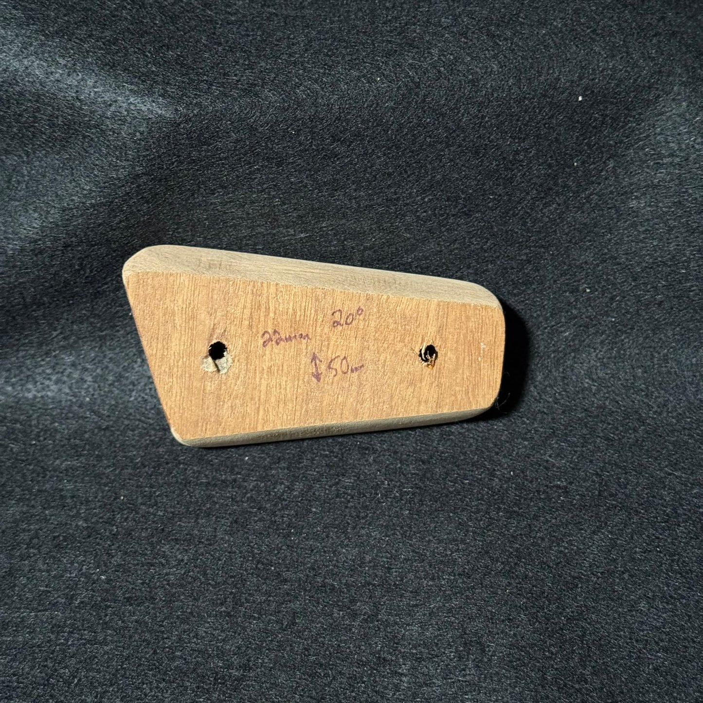 22mm, 20° Incut, 50mm Wide Tapered Pinch