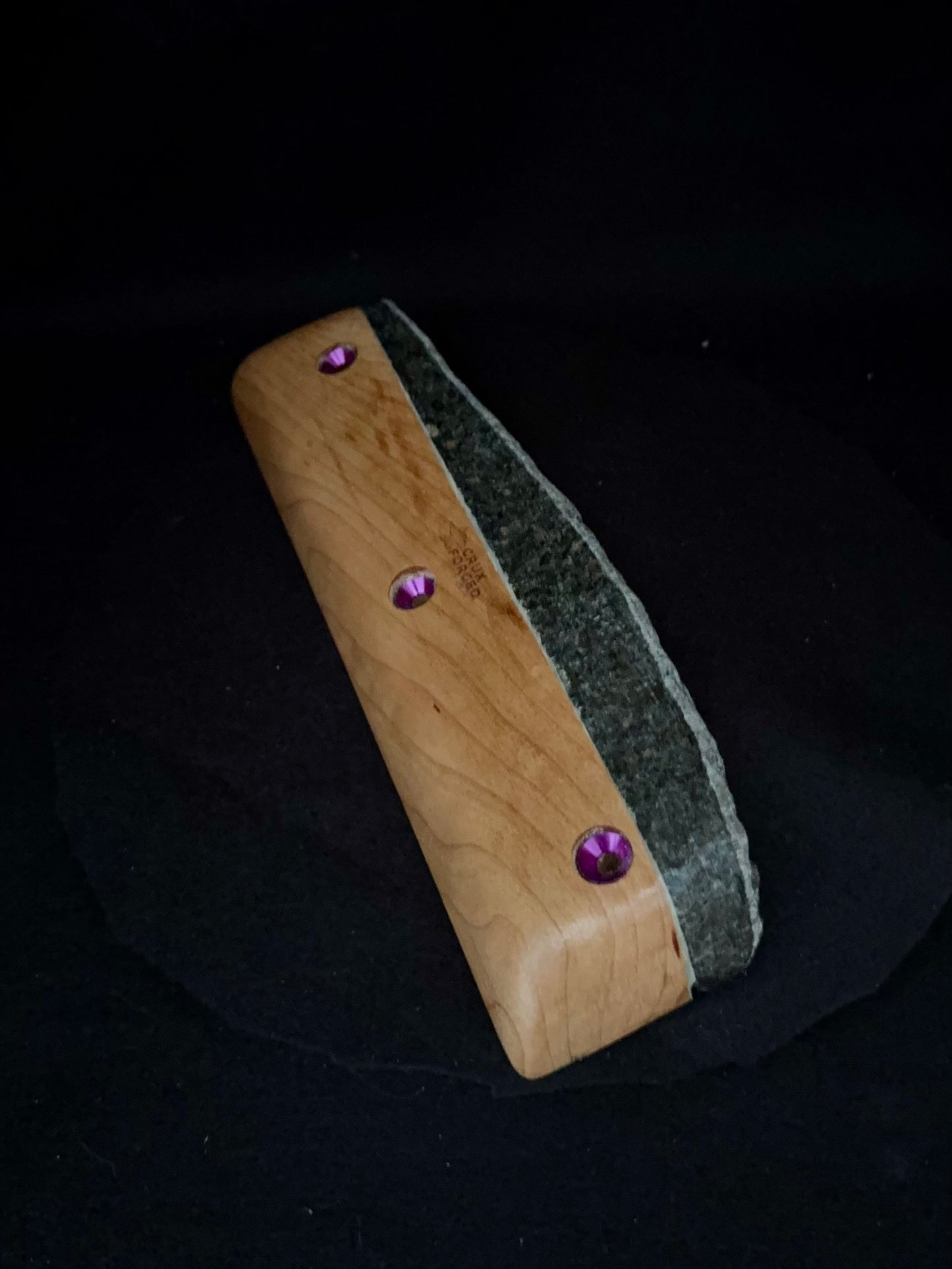 22mm, 0°-10° Incut Crimp Rail - Granite Woodie R013