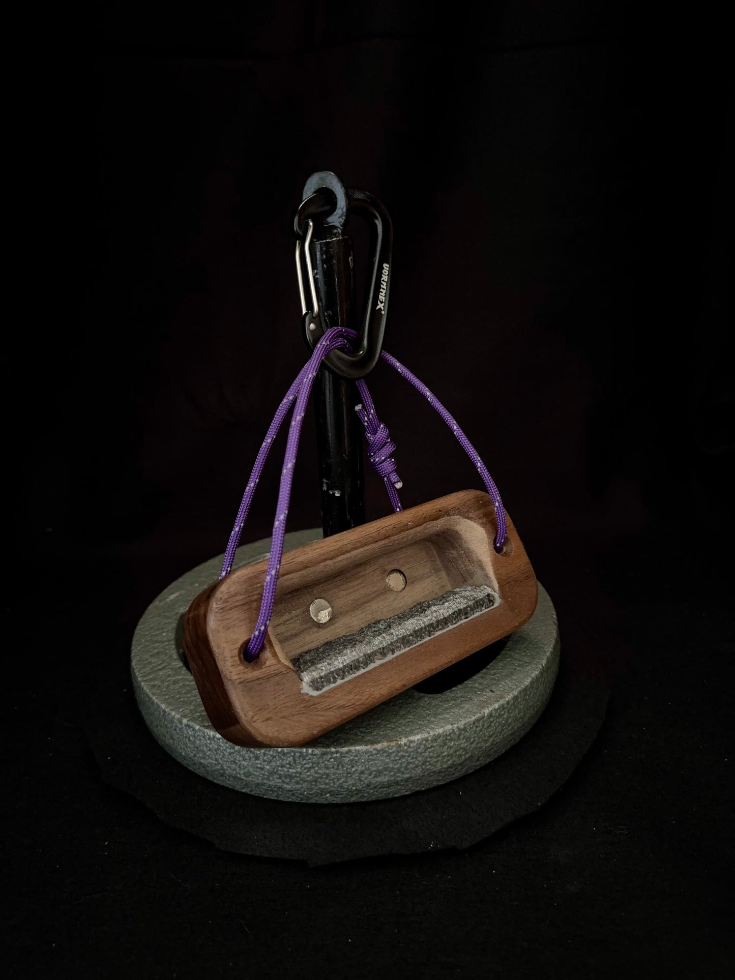 Stone Hammer - 30mm Real Rock Portable Hangboard