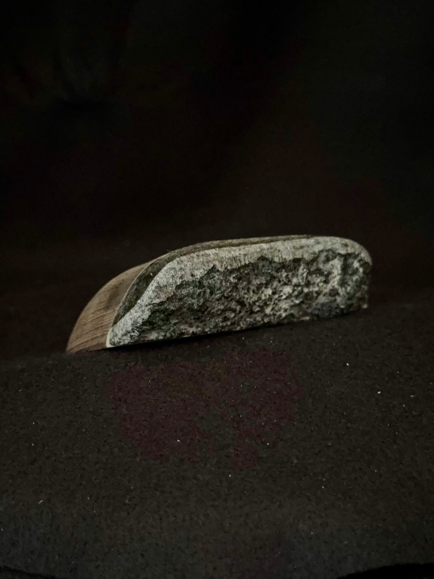 28mm, 30° Incut Crimp - Granite Woodie C050