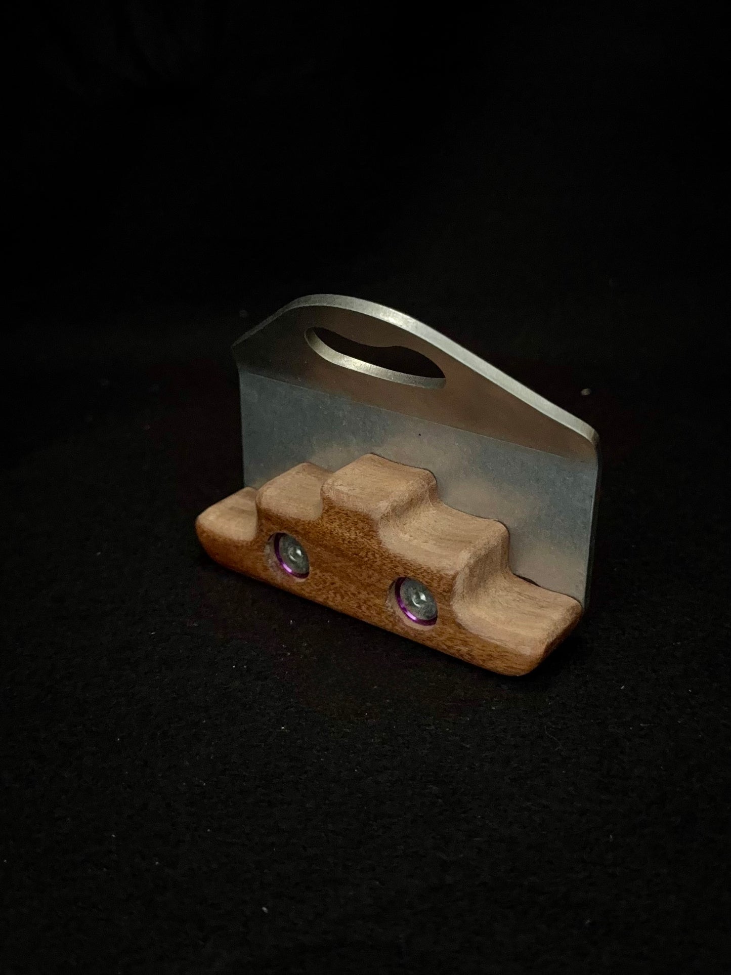 Milk Hammer - Heavy Duty Unlevel Portable Hangboard