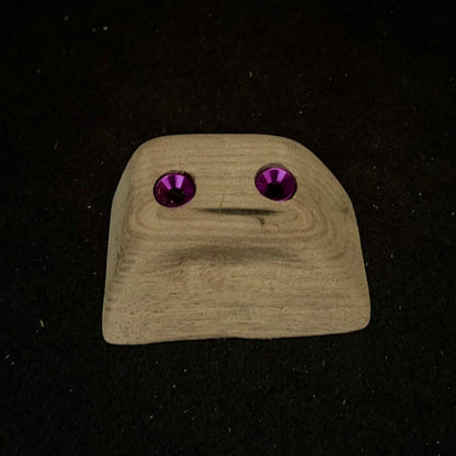 20mm 20° incut 3-finger thumbcatch Crimp - Wood Climbing Hold