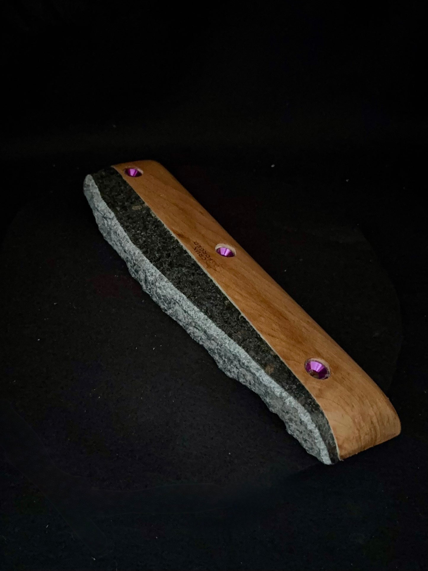 22mm, 0°-10° Incut Crimp Rail - Granite Woodie R013