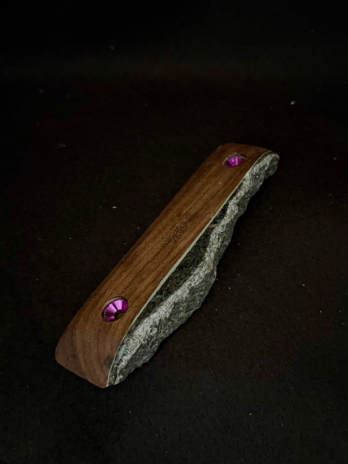 25mm, 15° Incut Crimp - Granite Woodie C053