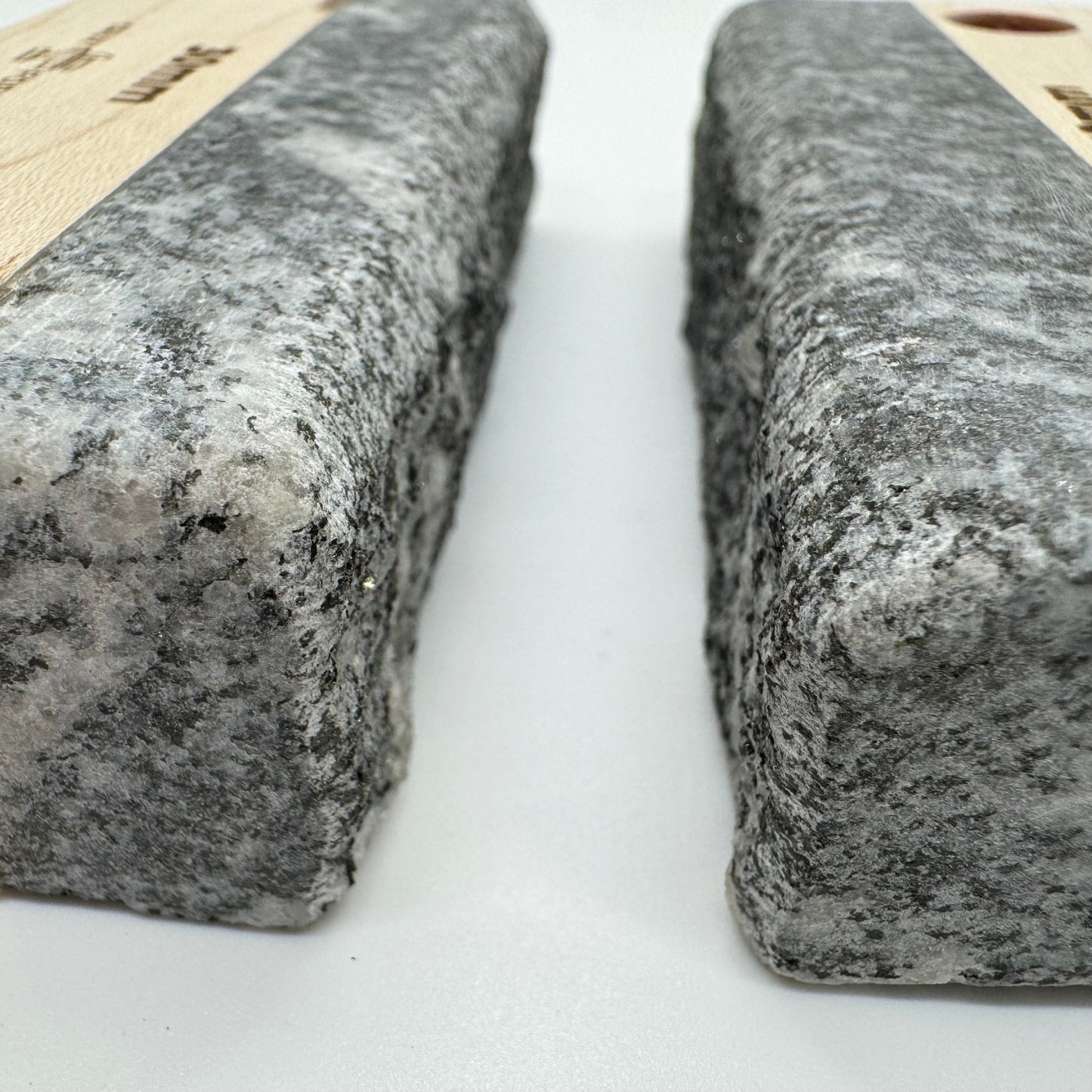 2x 30mm Granite Real Rock Woody Edges