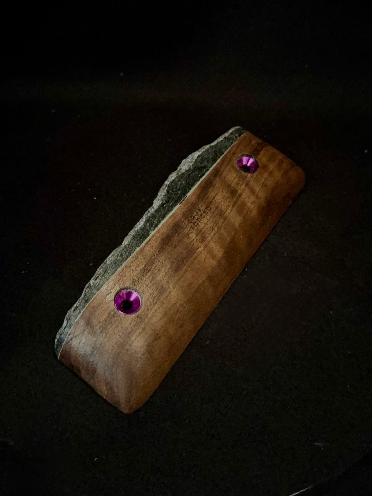 25mm, 0°-15° Incut Crimp - Granite Woodie C054