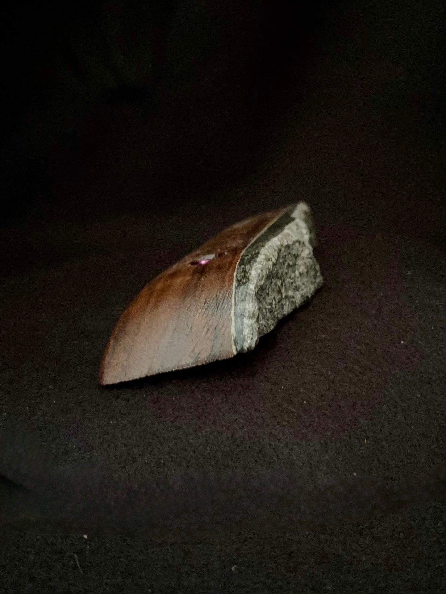 25mm, 0°-15° Incut Crimp - Granite Woodie C054