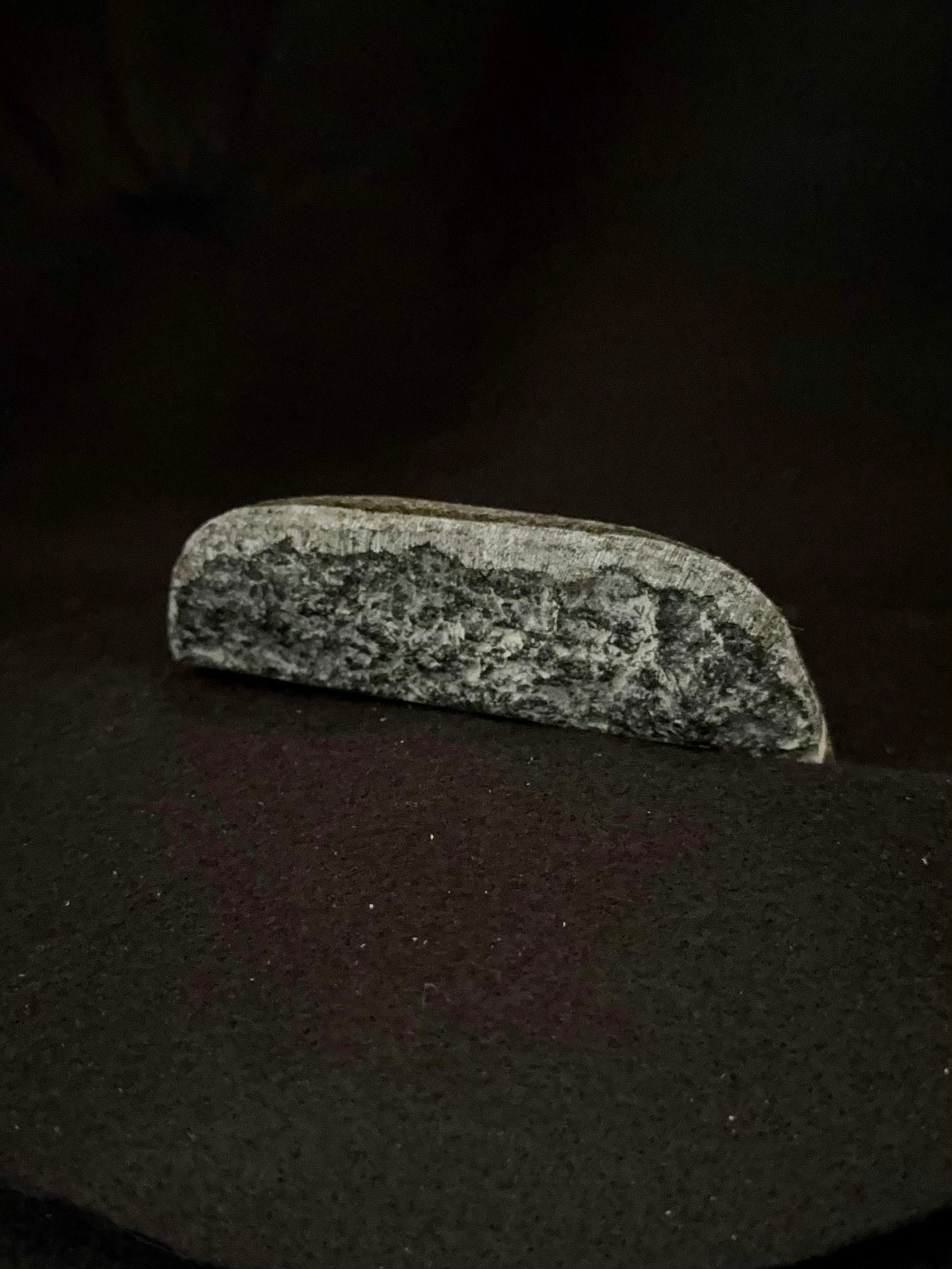 28mm, 30° Incut Crimp - Granite Woodie C050